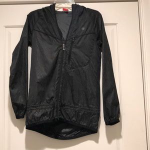 Nike rain jacket xs